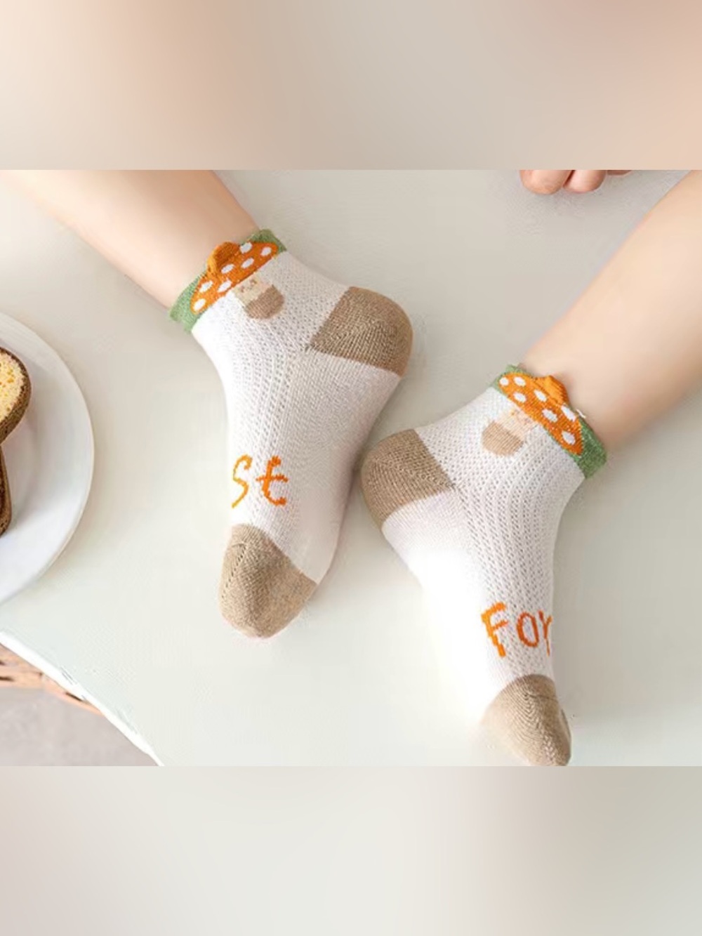 Mesh Mushroom + Fruit Kid Socks, White, Tan & Orange Accents, Med 3-5 Years, NWT